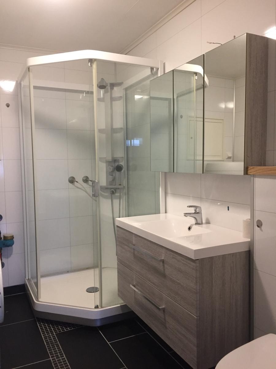 Nyoppusset bad Galleribilde