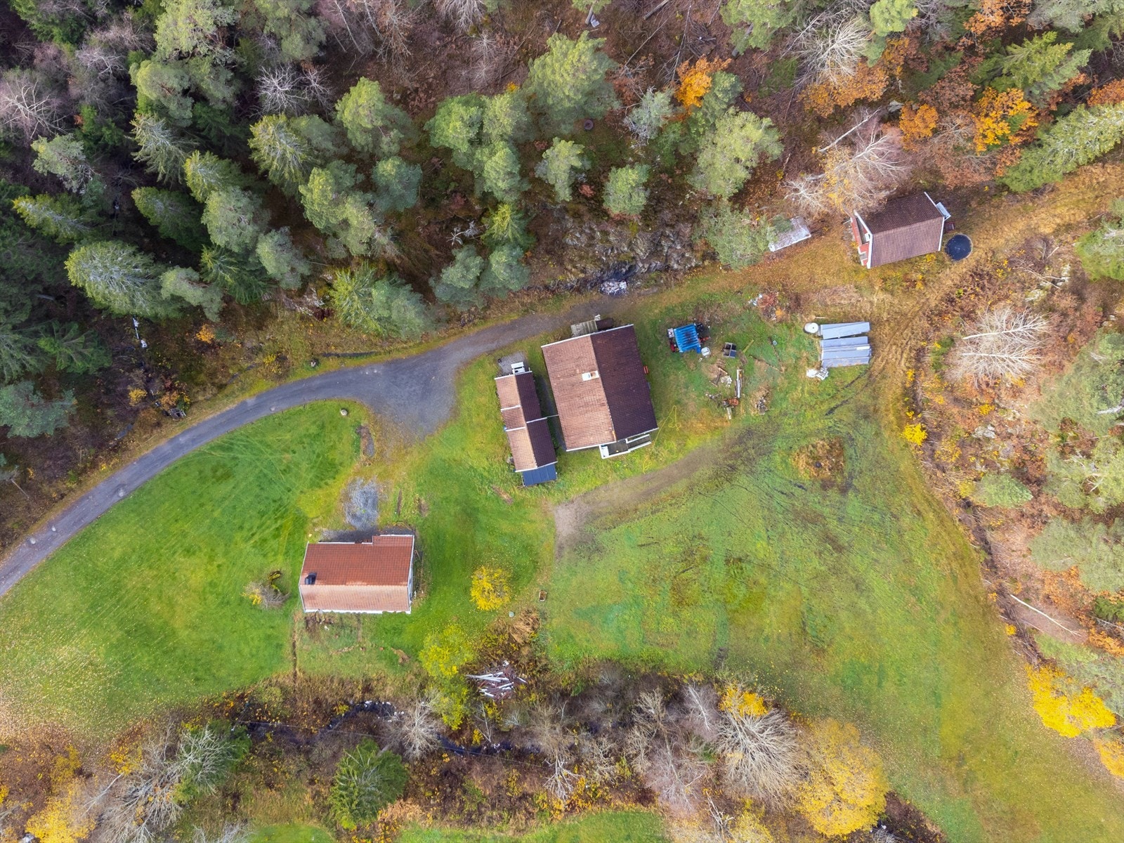 Usjenert beliggenhet i landlige omgivelser Galleribilde