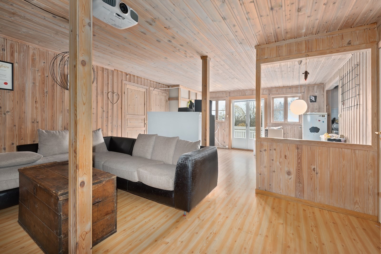 Loftet i stallen (ikke godkjent for beboelse) Galleribilde