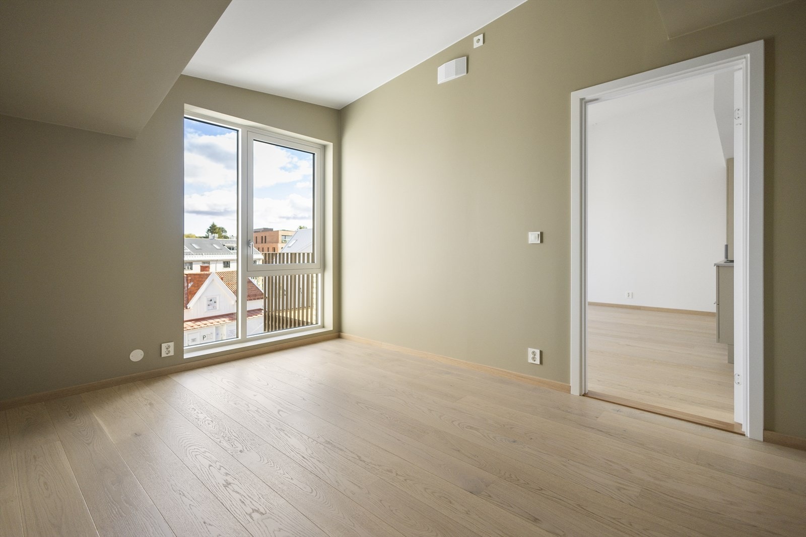 Det er balansert ventilasjonsanlegg med varmegjenvinner Galleribilde