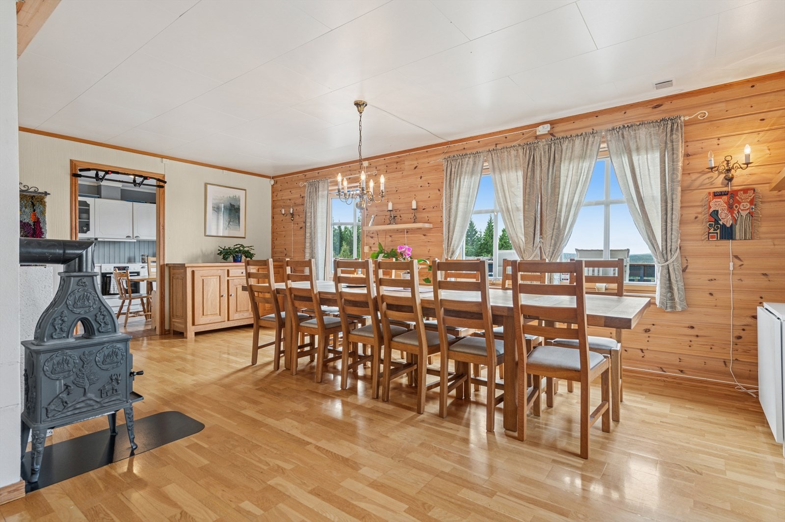 Vedovn i stue Galleribilde