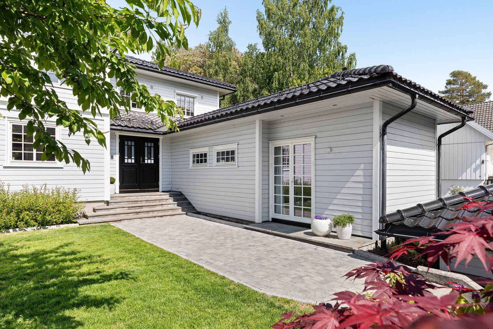 En fløy med egen inngang Galleribilde