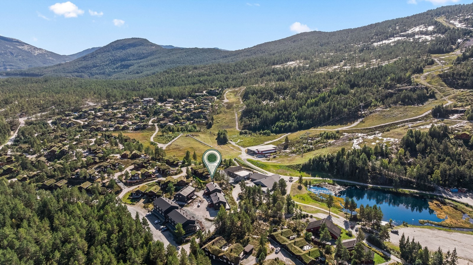 Eiendommen ligger sentralt til på Vrådal Panorama Galleribilde