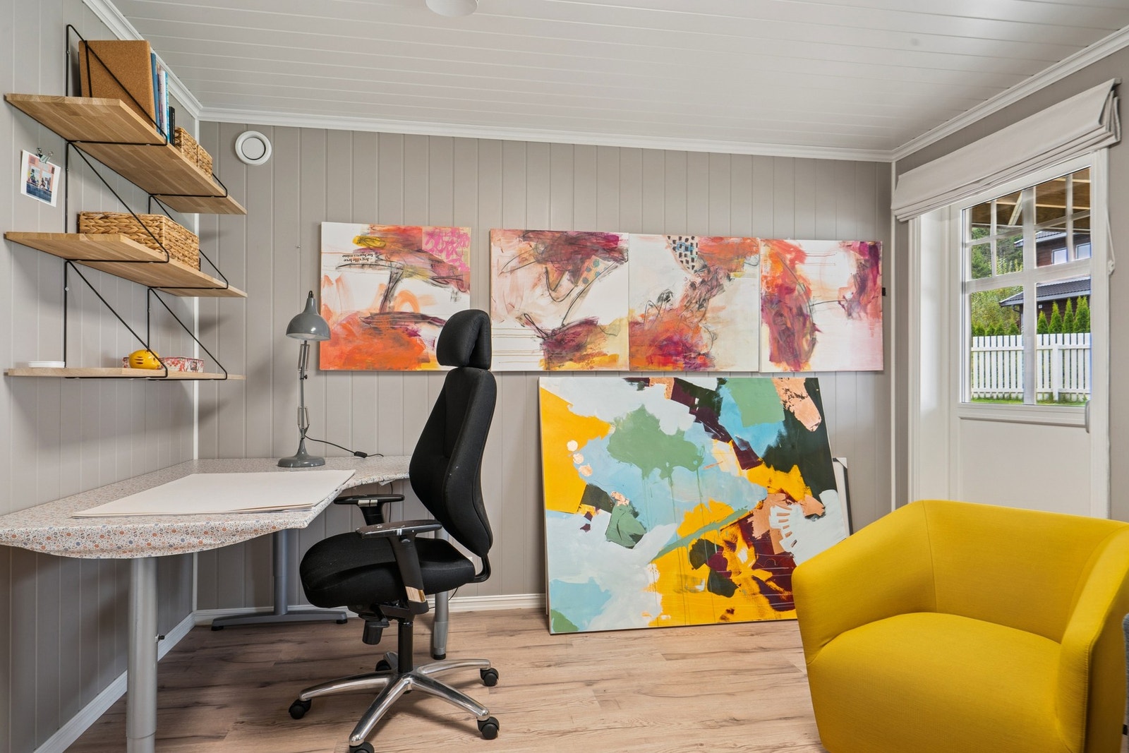 Rommet egner seg godt som kontor, hobbyrom eller gjesterom. Galleribilde