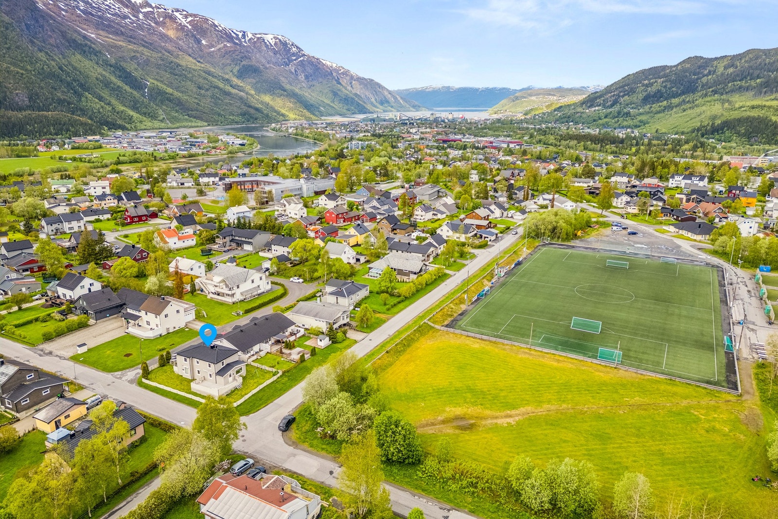 Velkommen til Idrottsvegen 14A! Galleribilde