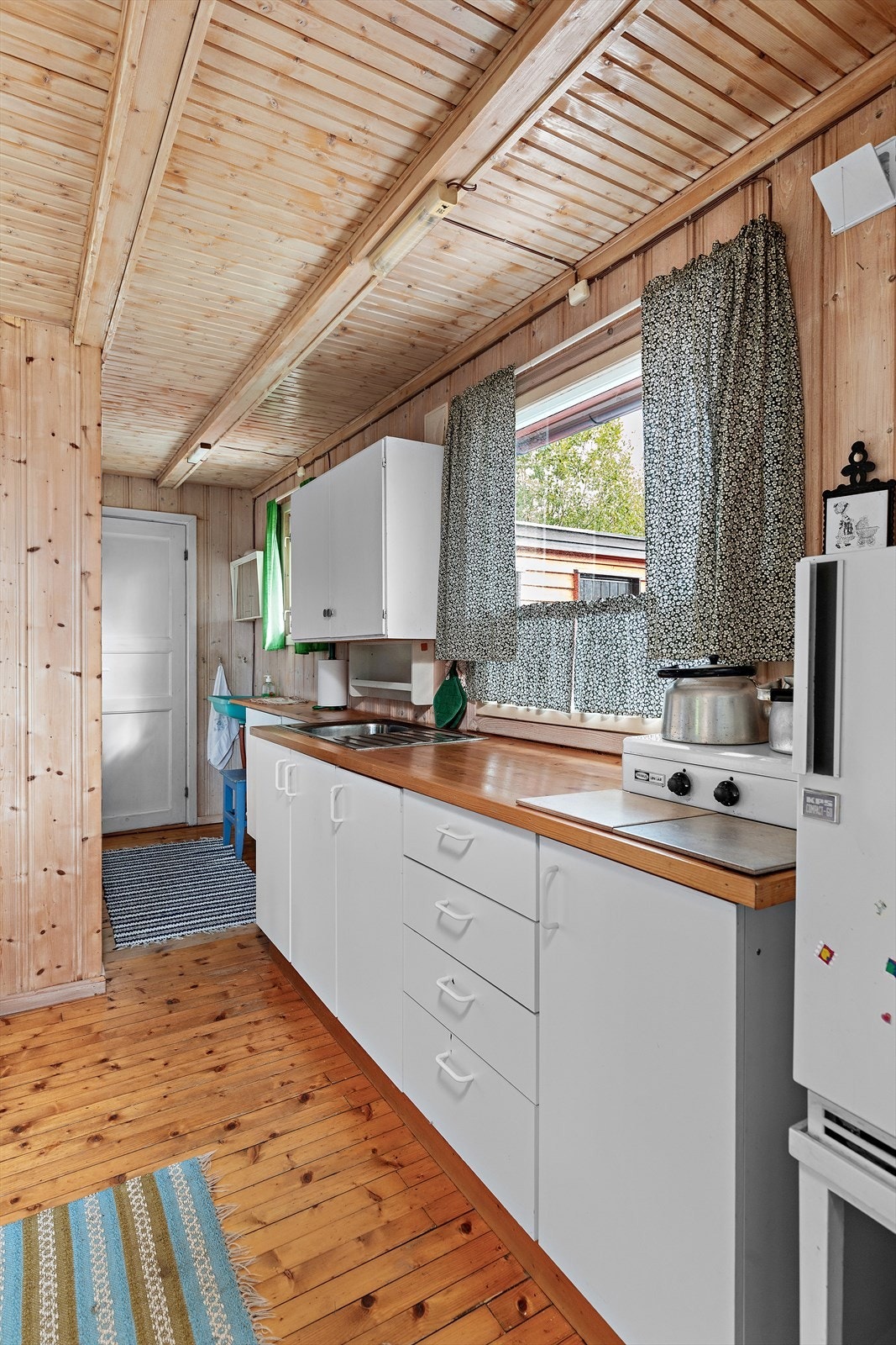 Hvitevarer som går på gass Galleribilde