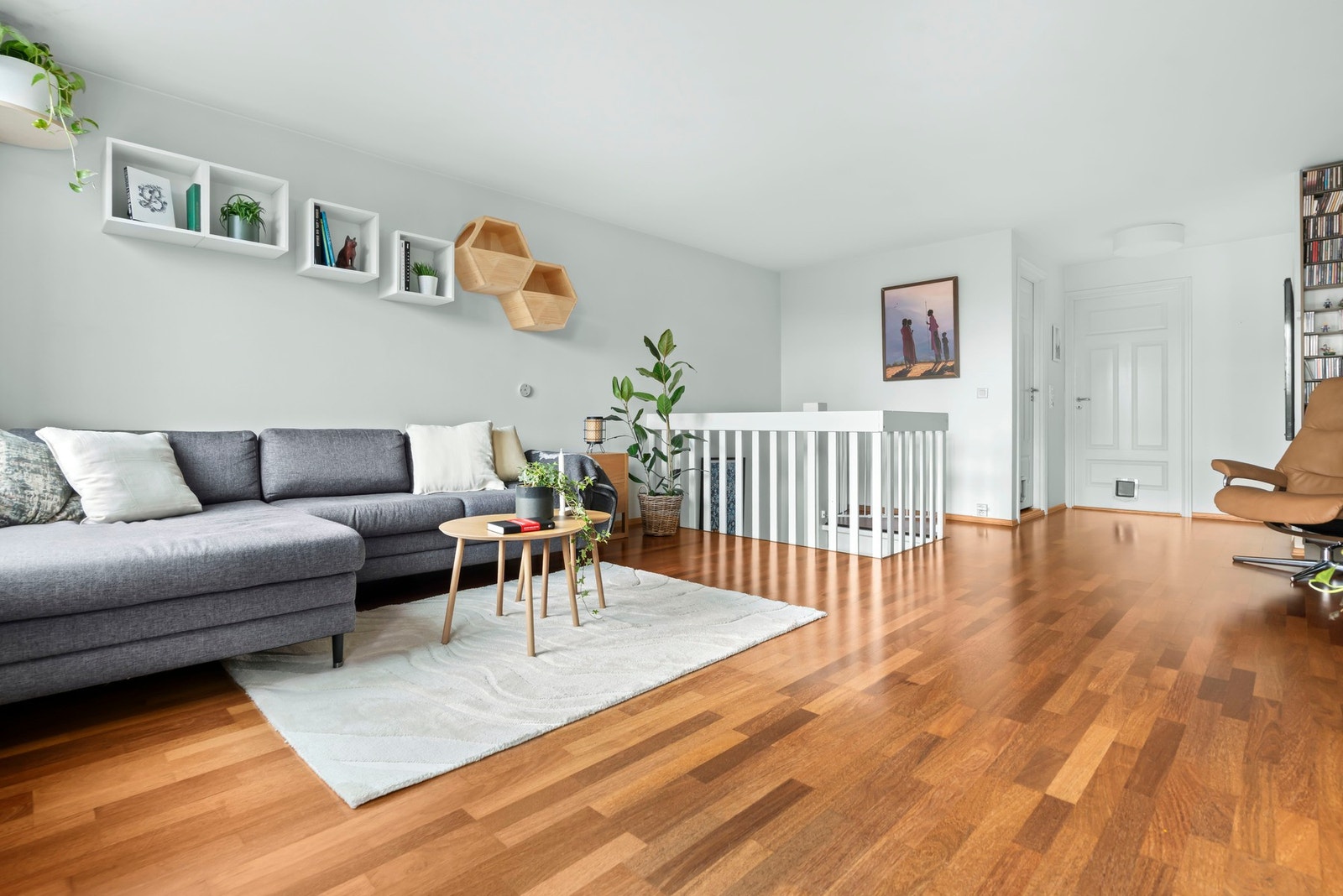 Med sine to innholdsrike plan fremstår boligen som er super familiebolig. Galleribilde