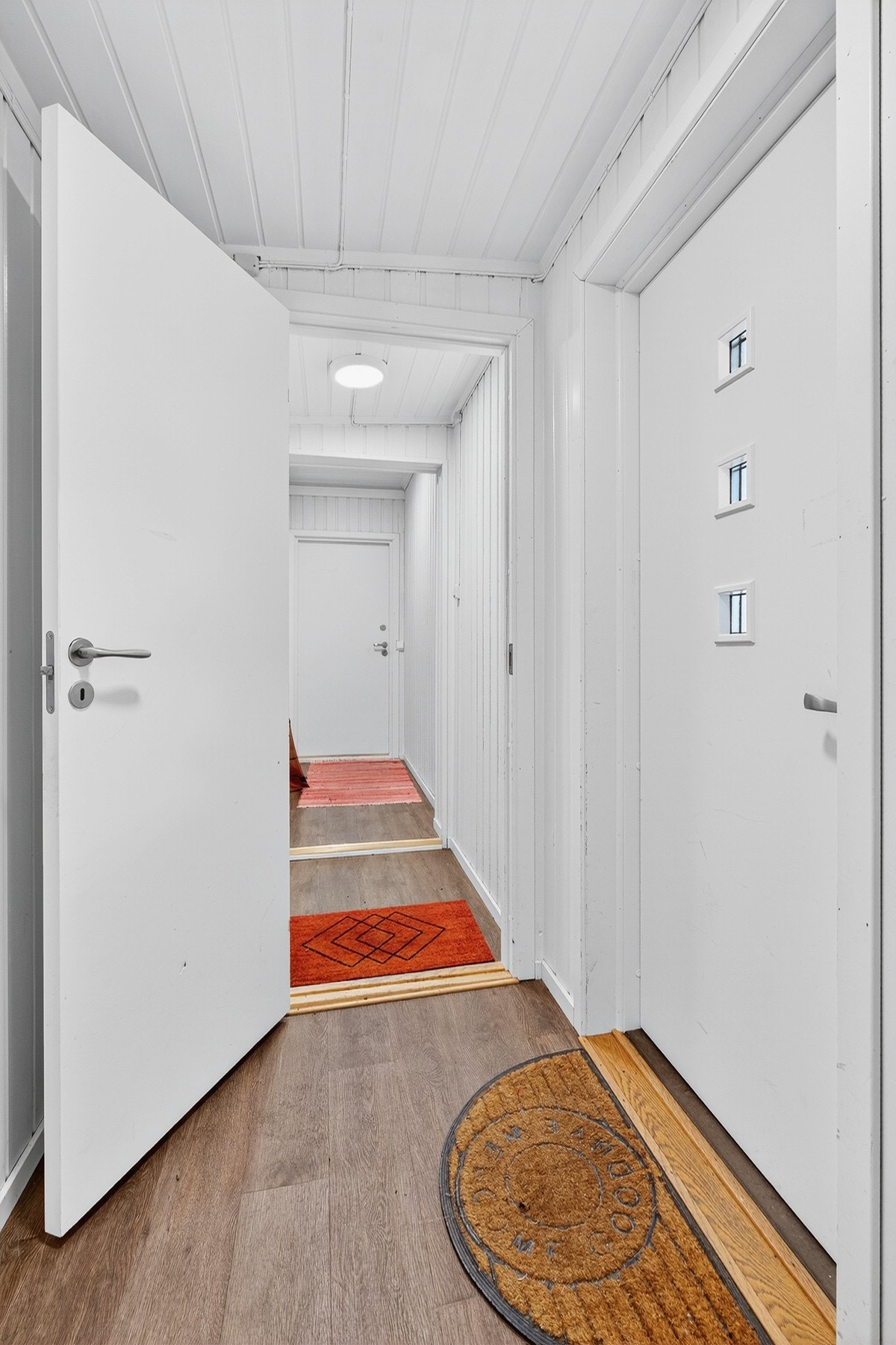 Inngangsparti. Galleribilde