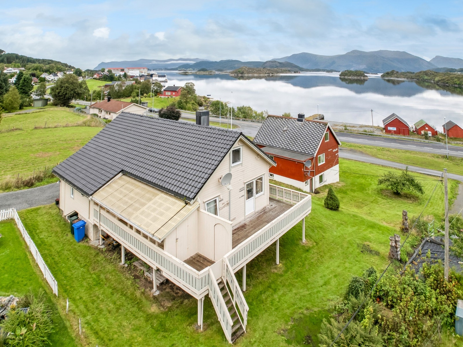 Huset er fra ca. 1960, delvis oppgradert i 1989, men fremstår i hovedsak i opprinnelig stand. Galleribilde