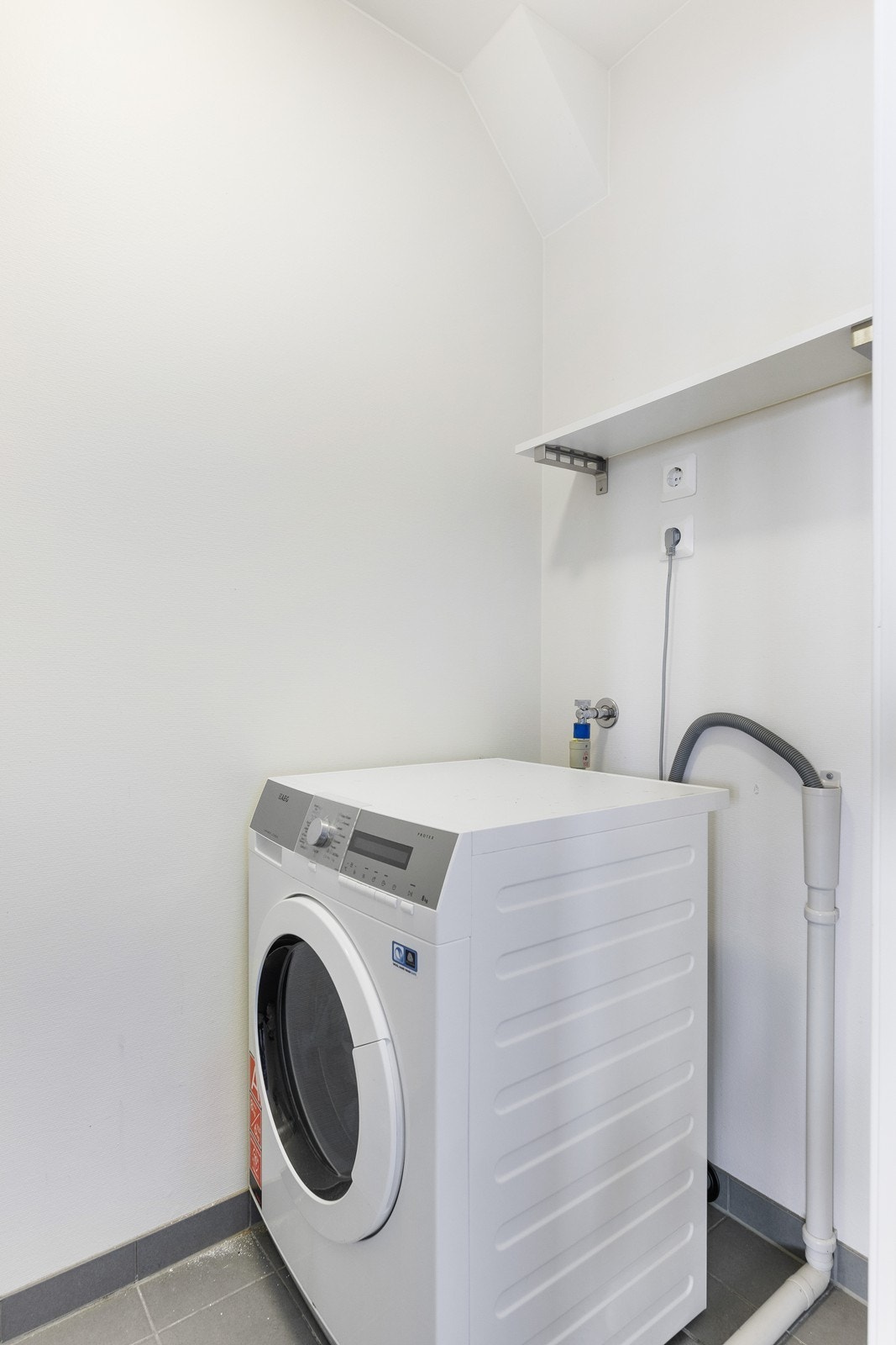 Vaskerom. Galleribilde