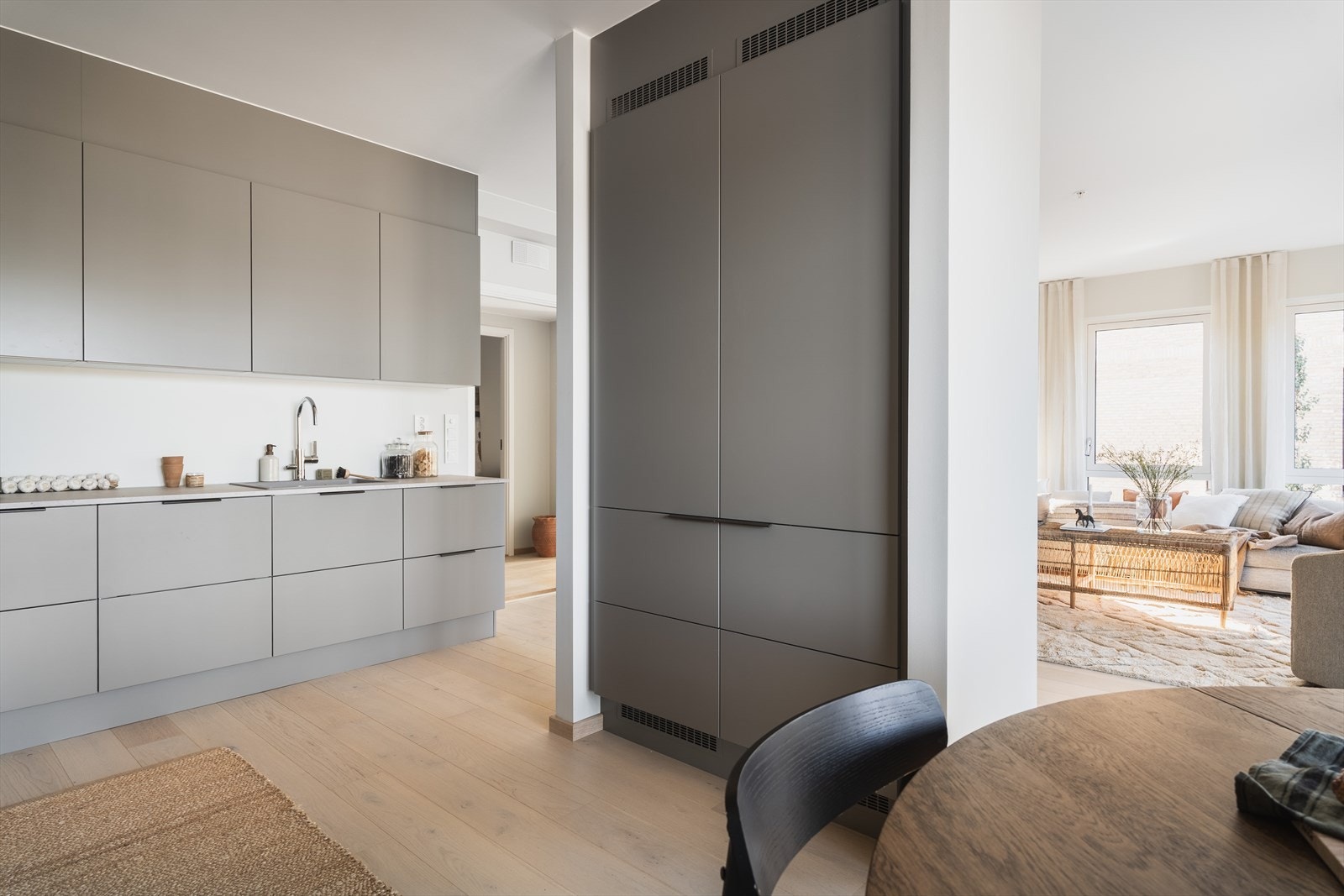 Stort fryse- og kjøleskap Galleribilde