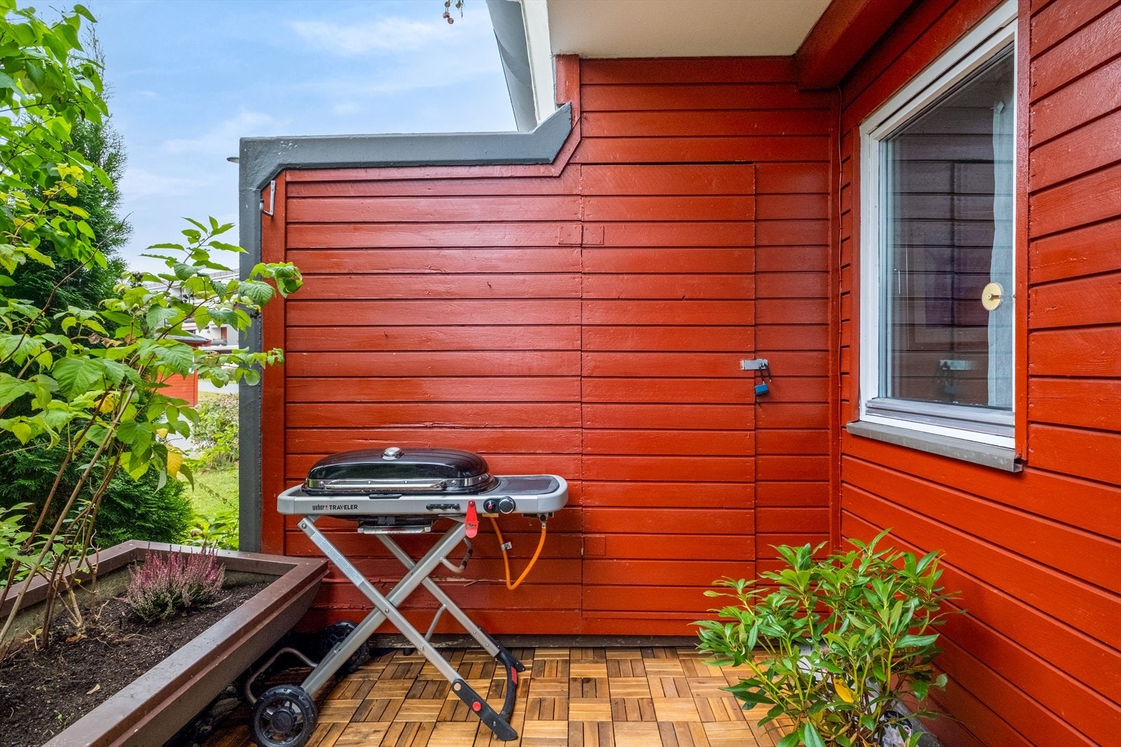 På terrassen er det også godt med oppbevaringsplass i egen bod på 2 kvm Galleribilde