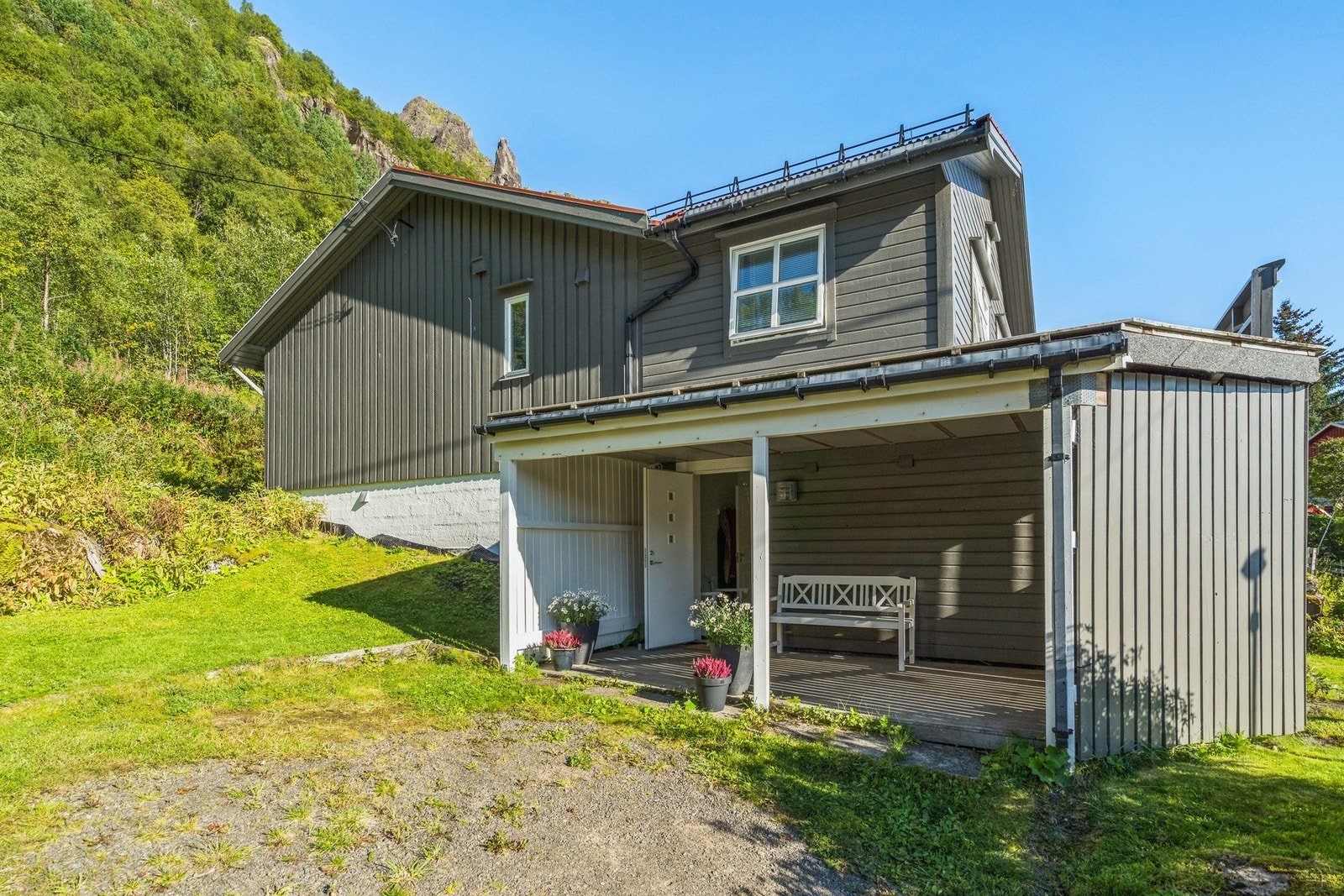 Inngangsparti Galleribilde