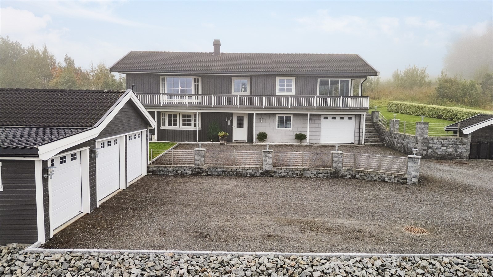 Pent opparbeidet uteområde. Galleribilde