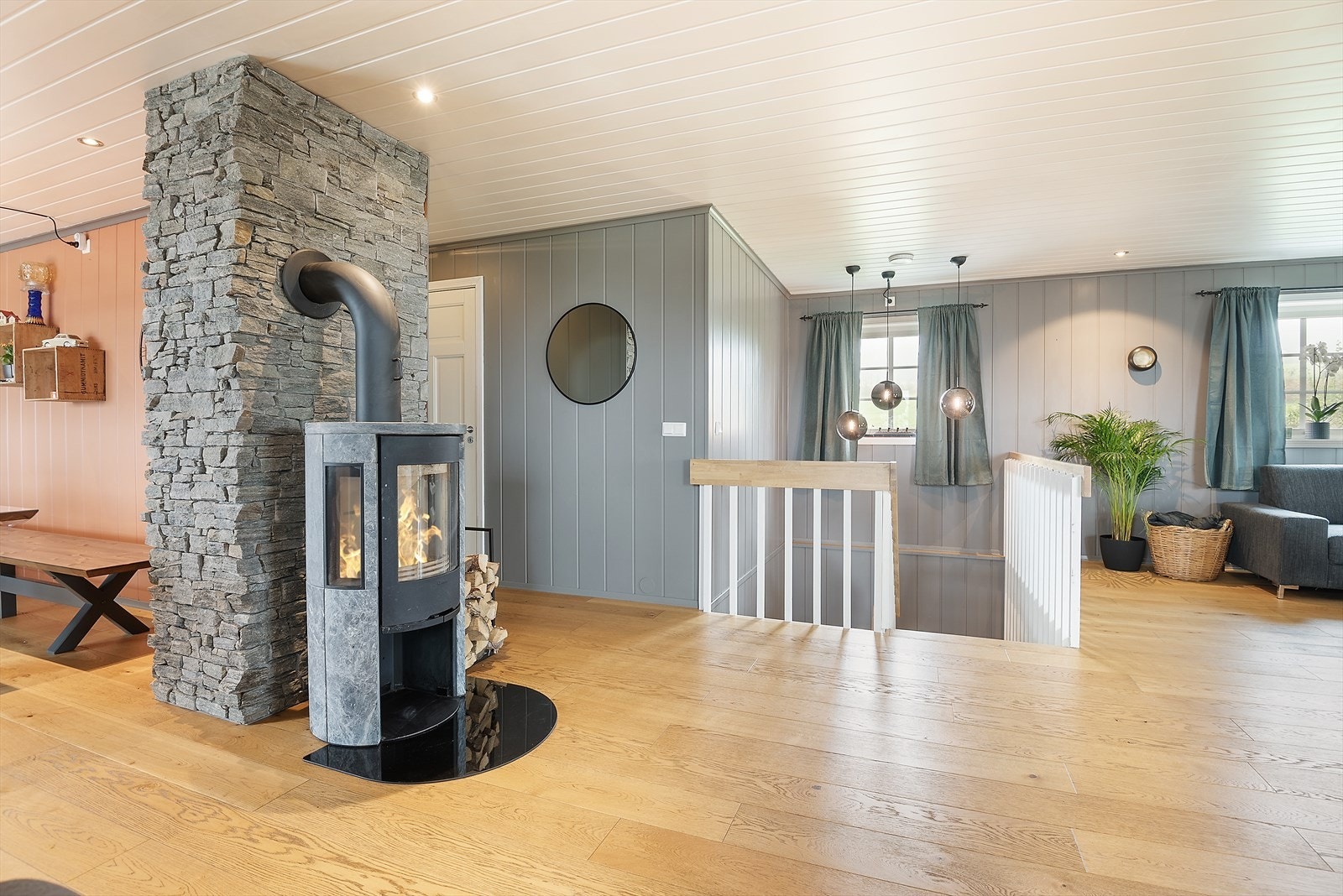 Lun og god atmosfære i boligen. Galleribilde