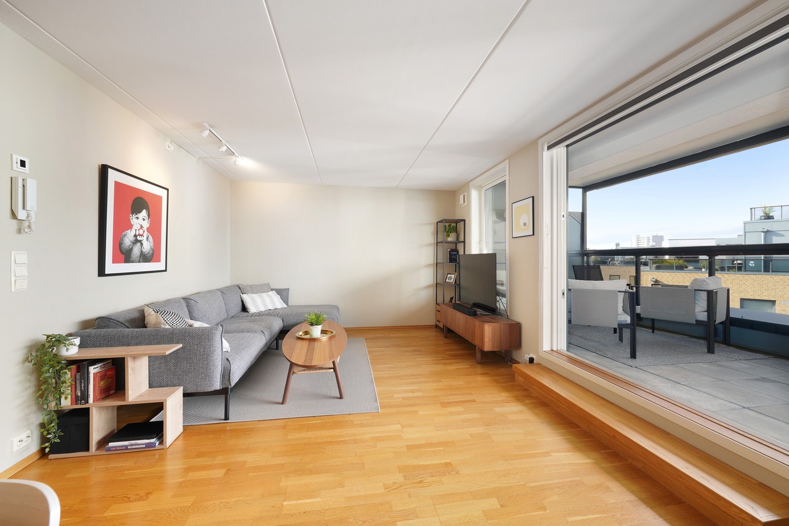 Parkett på gulv - det er også vannbåren varme i gulvet. Galleribilde