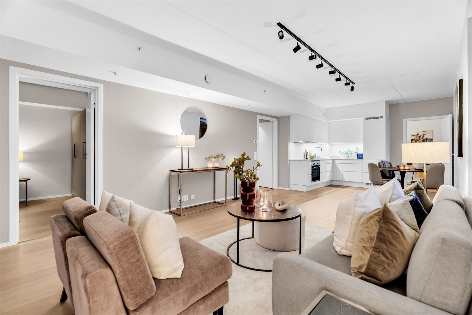 Dette er ikke bare et leilighet; det er et hjem der minner skapes og livet leves Galleribilde