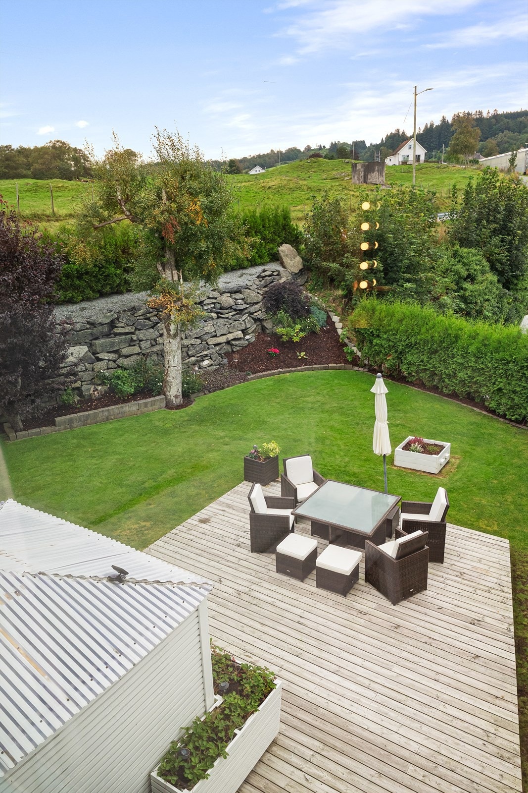 Fin og barnevennlig hage med gode solforhold Galleribilde