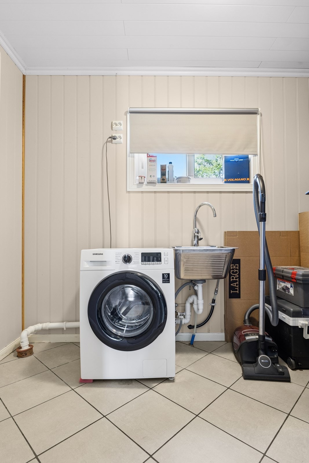 Vaskerom Galleribilde