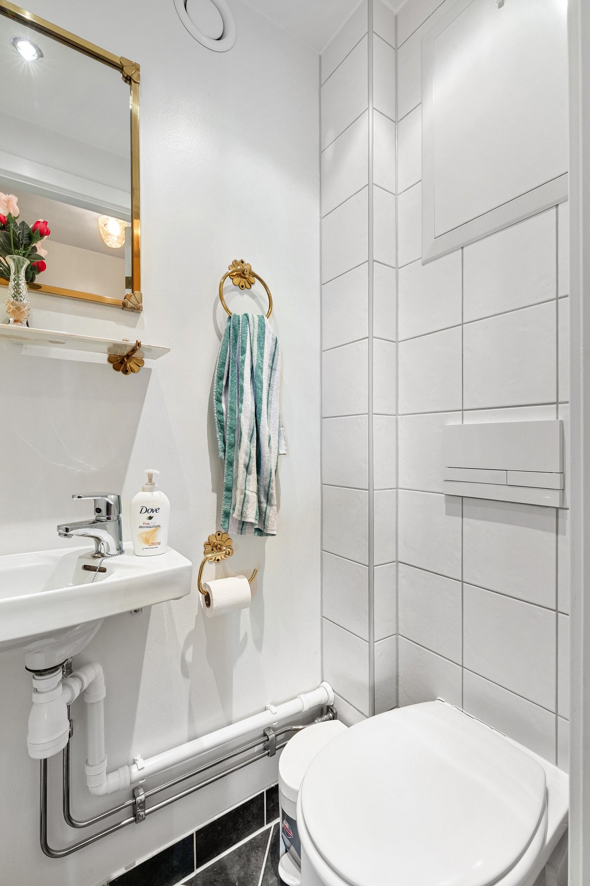 Fliser på gulv og vegger Galleribilde