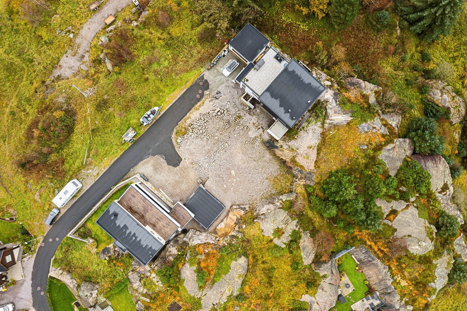 Monica Mørk Aase i EiendomsMegler1 Jærmegleren presenterer boligtomten Skoratuå 21 Galleribilde