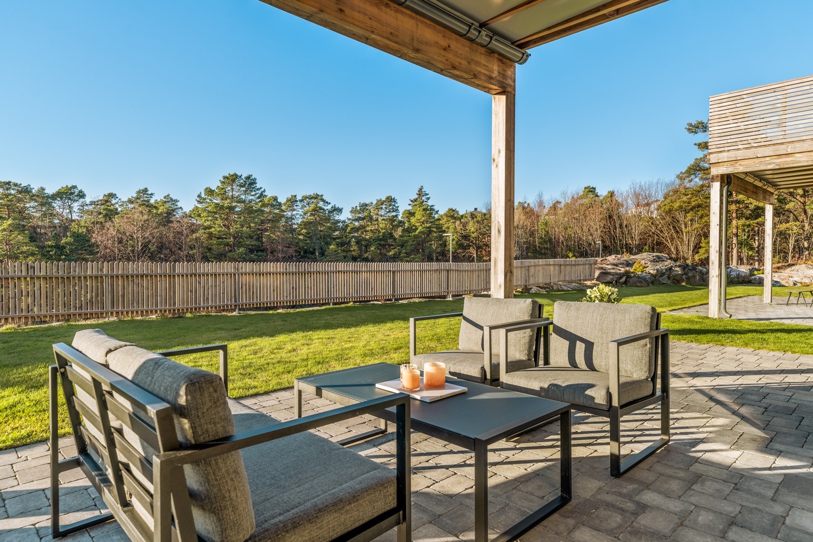 Her det god plass til sittegruppe og annet møblement. Galleribilde