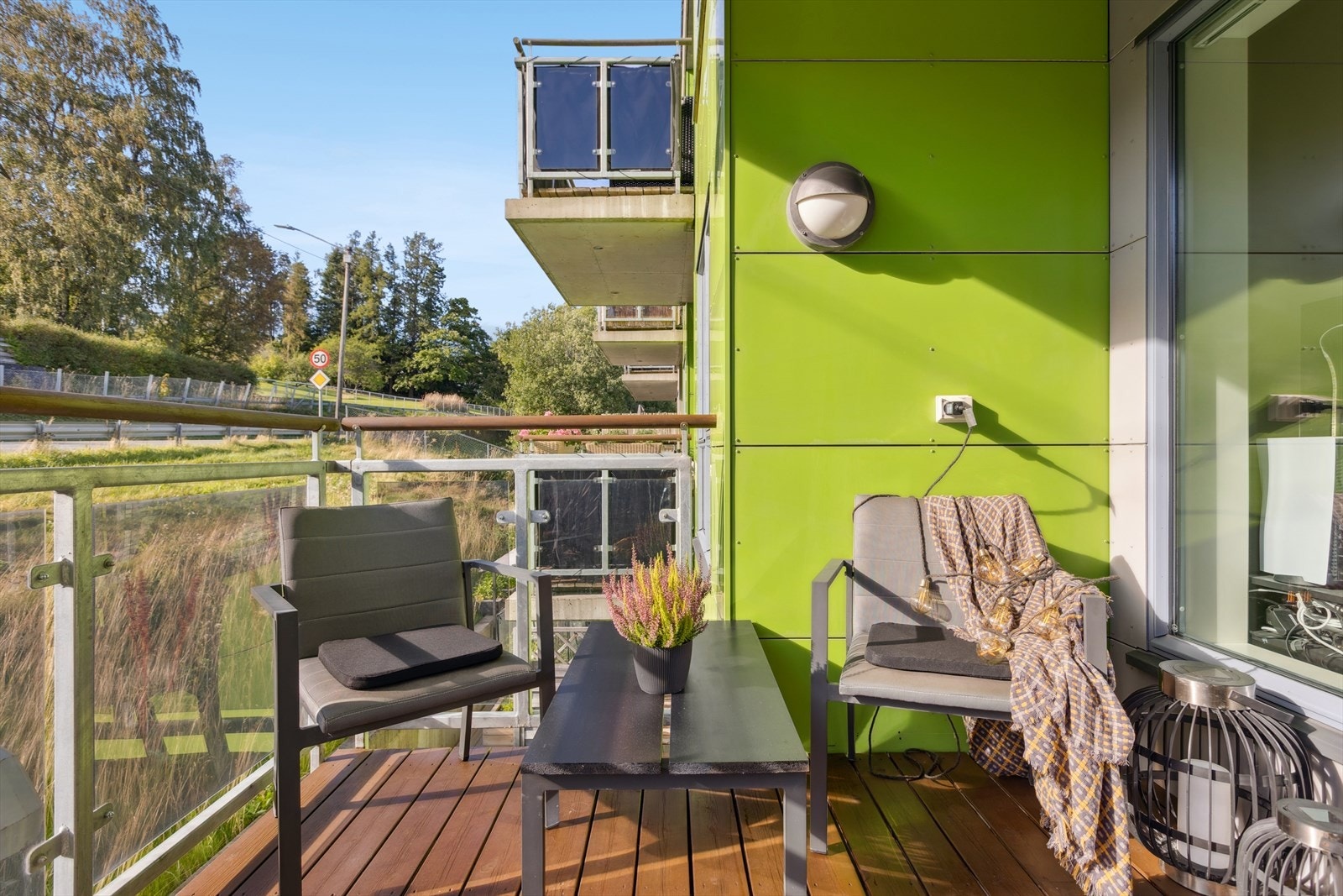 Her kan du nyte solrike dager og lune kvelder. Galleribilde