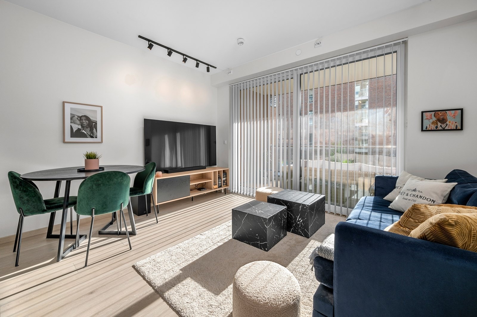 Velkommen til Melhusvegen 474! En ny og moderne 2-roms selveierleilighet med sentral beliggenhet på Melhus. Galleribilde