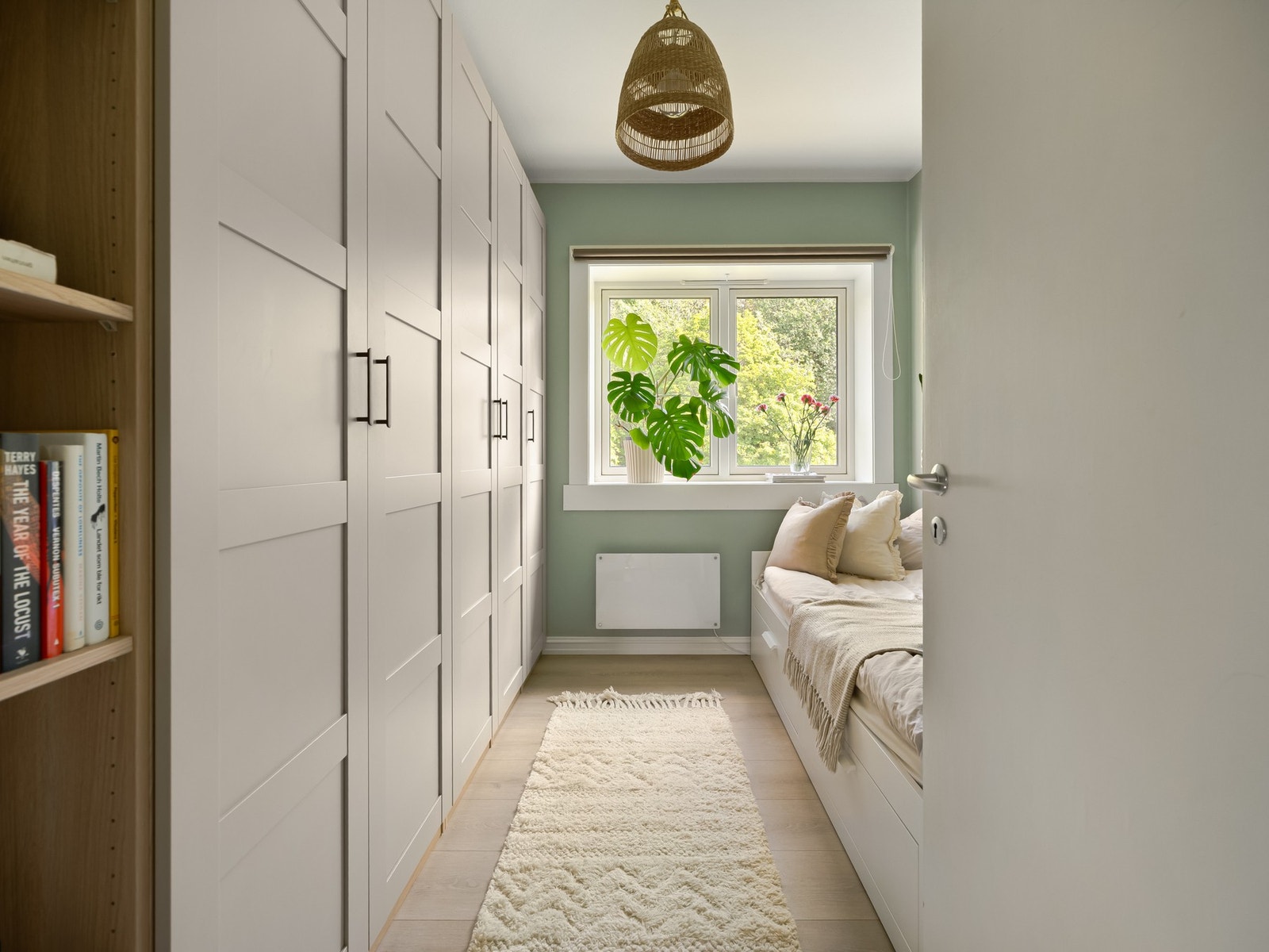 Dette er også av god størrelse og fungerer ypperlig som barnerom, gjesterom eller kontor. Galleribilde