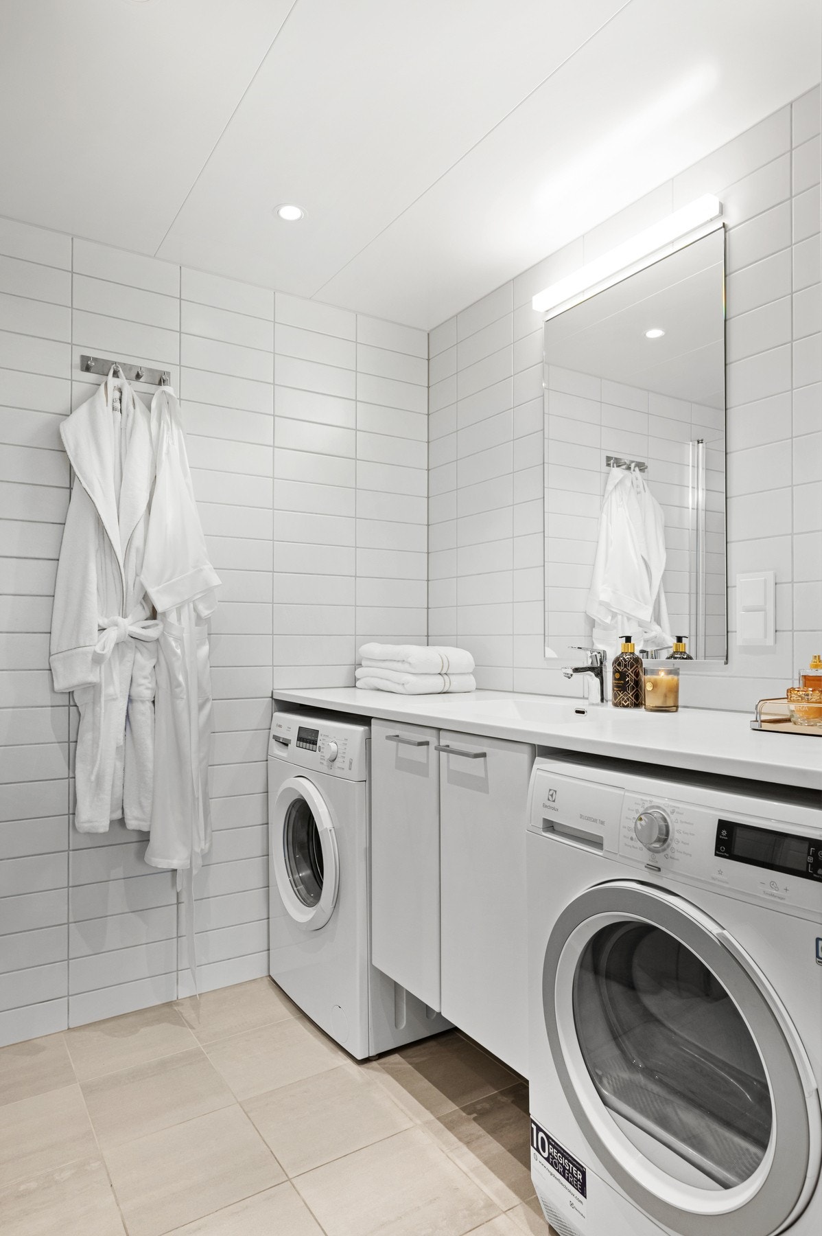 Baderommet pplegg for vaskesøyle på badet. Galleribilde