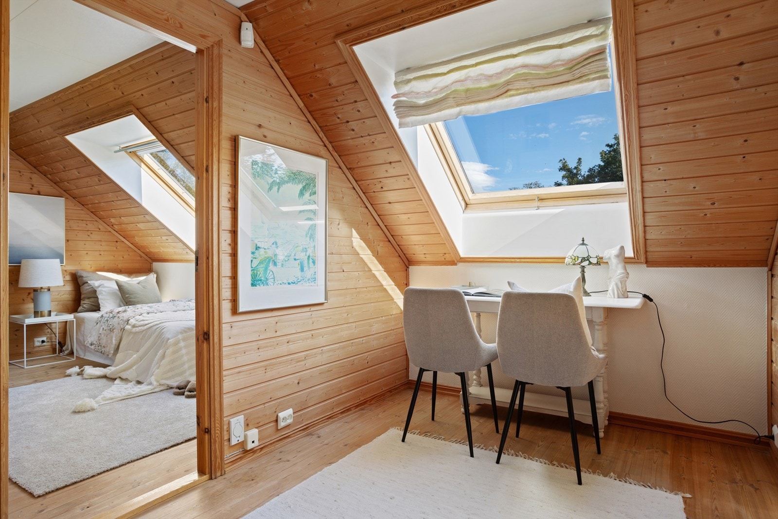 Utenfor soverommene i 2. etasje er det mulig å etablere kontorpult. Galleribilde