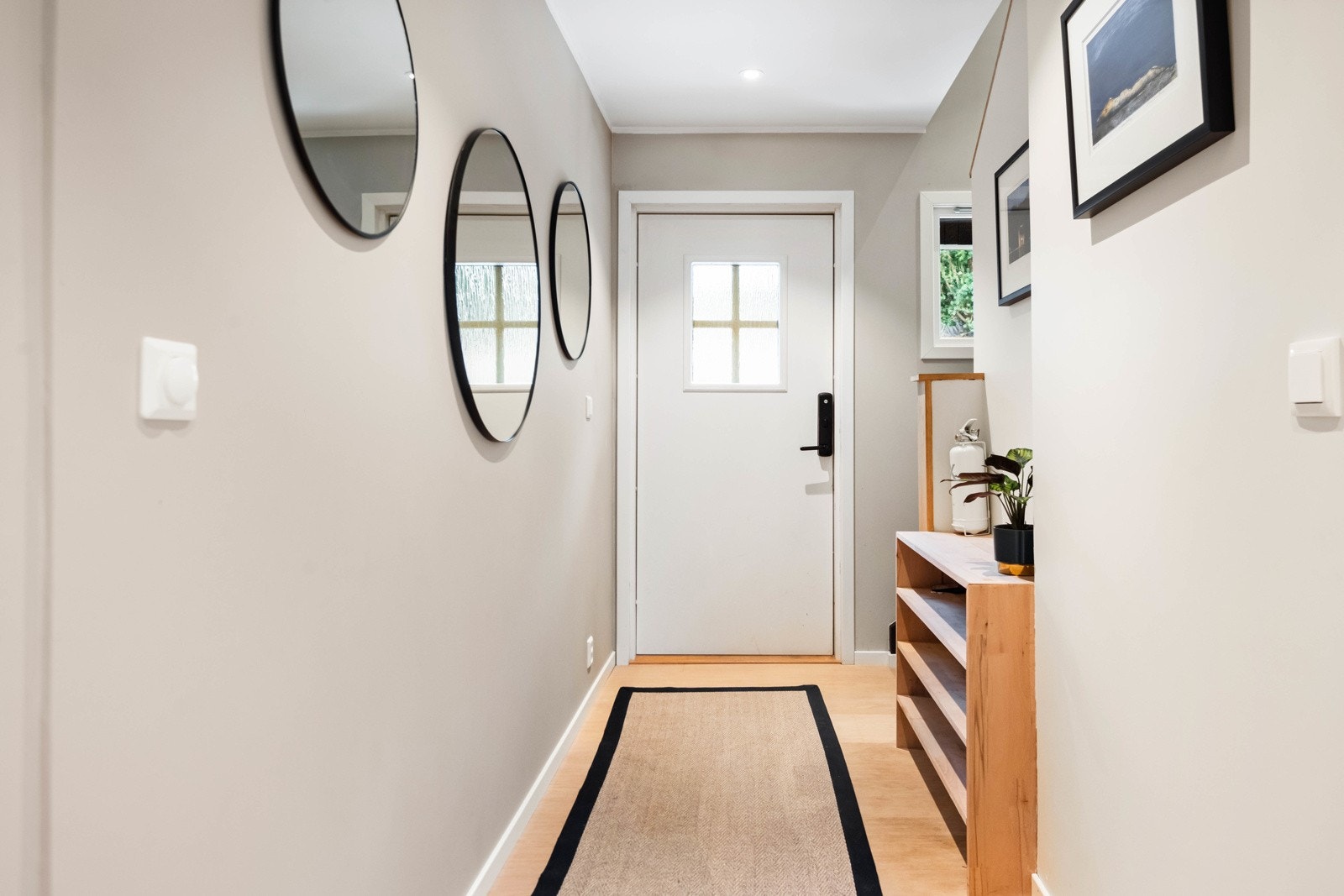 Gang/utgang til hage Galleribilde