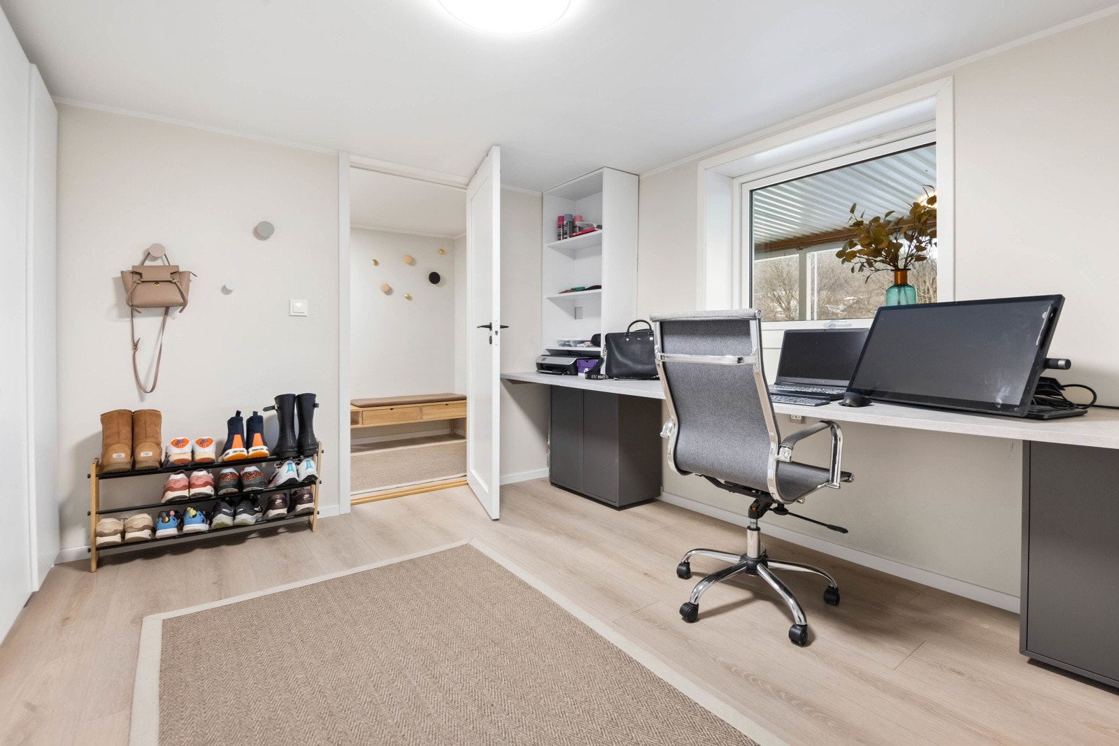 Stort rom med mange bruksmuligheter. Galleribilde