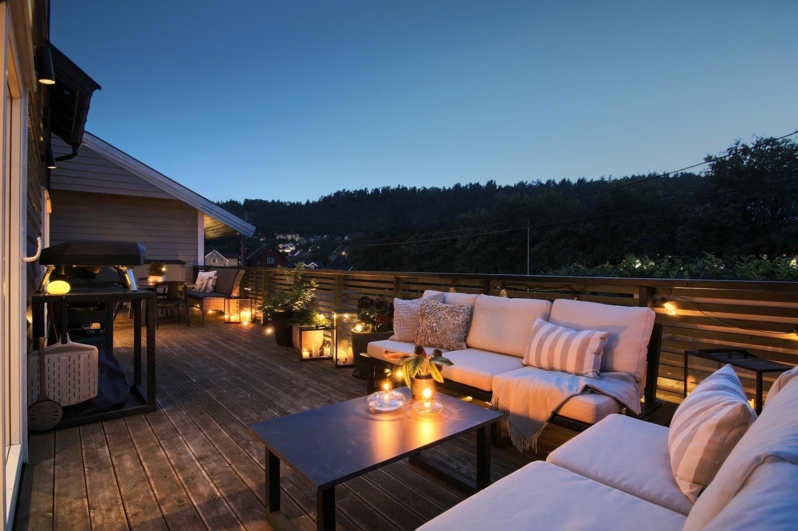 Velkommen til Nedre Åsvei 16 - presentert av eiendomsmegler Robert Eckmann Galleribilde