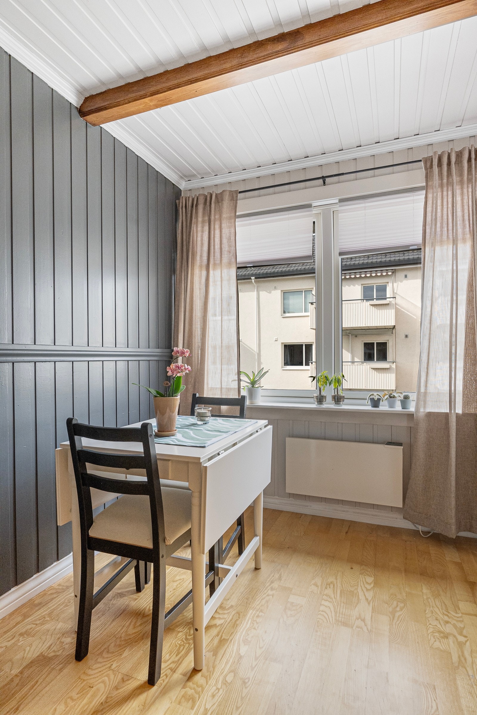 Plass til spisebord. Galleribilde