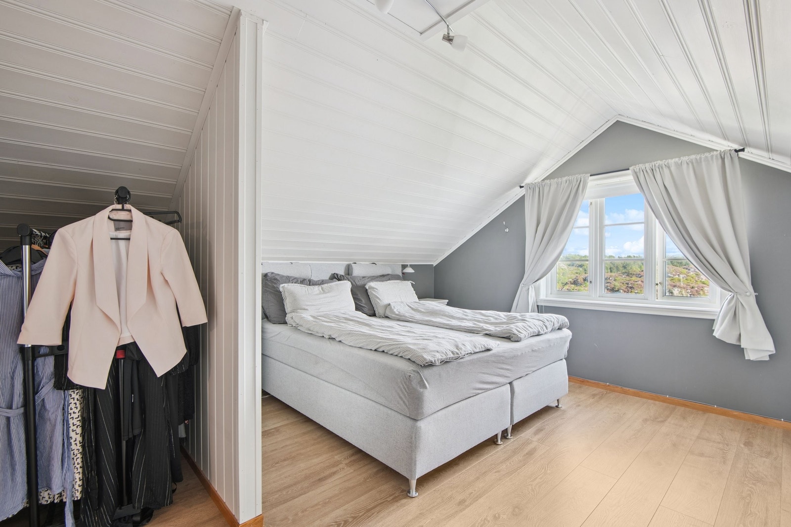 Hovudsoverom 2 etasje Galleribilde