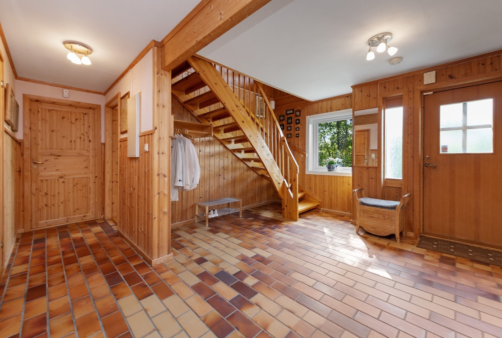 Entrè. Velkommen inn! Galleribilde