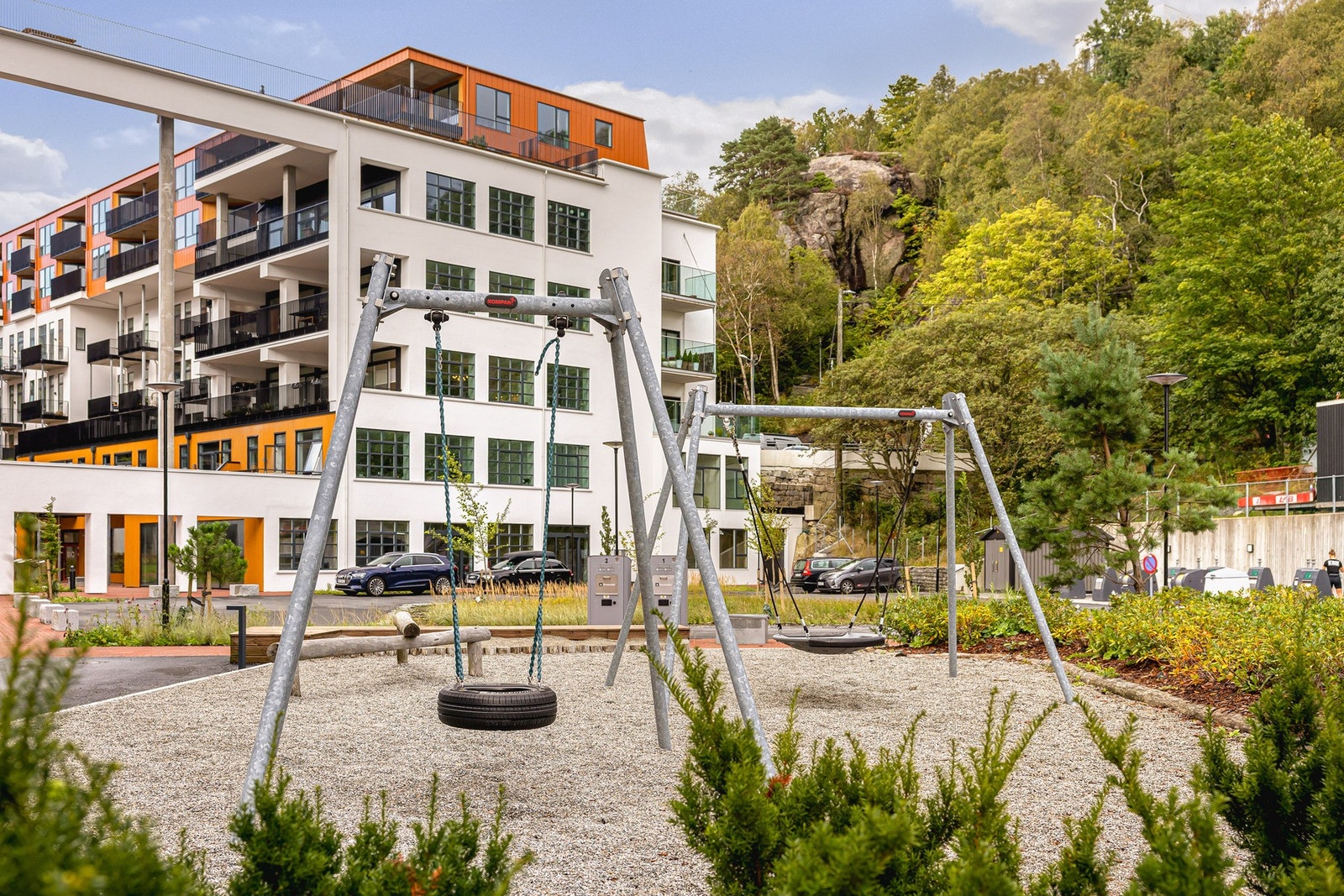 Lekeplass på sameiets fellesområde. Galleribilde