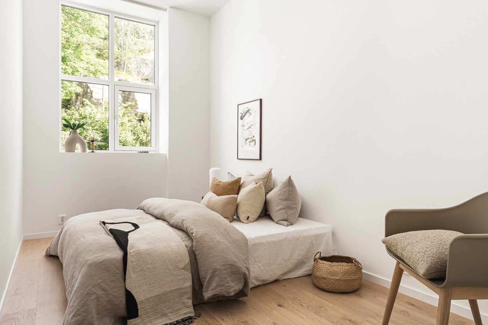 Leiligheten har tre soverom av ulik størrelse Galleribilde