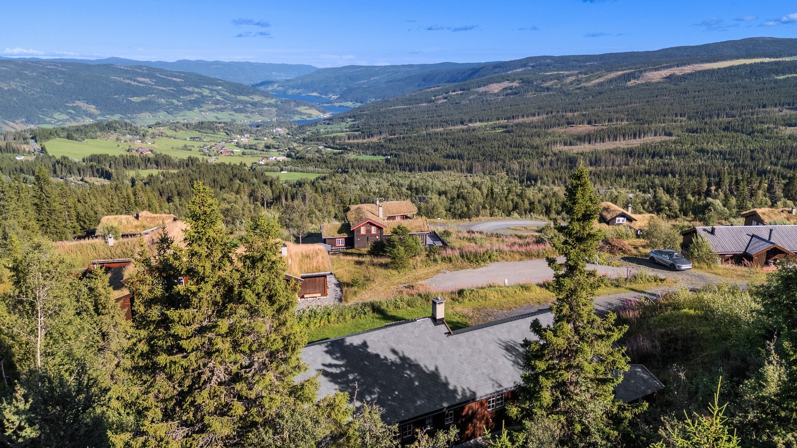 Et bredt spekter av turmuligheter rett utenfor døren - året rundt Galleribilde