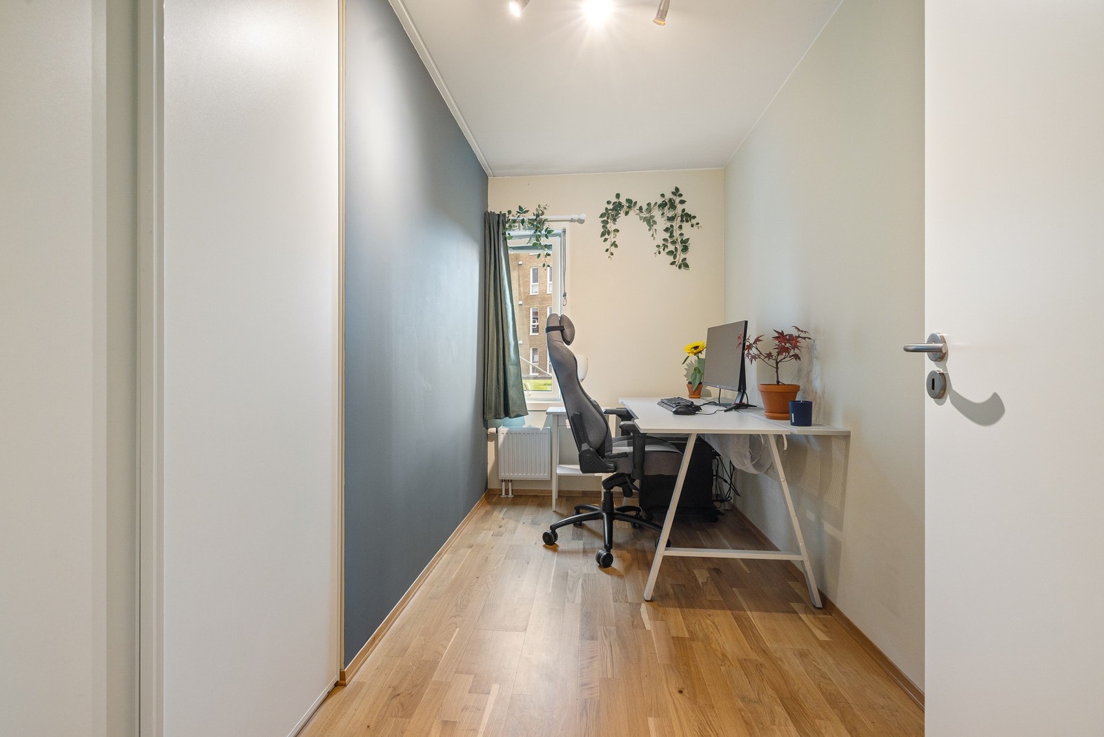 Det andre soverommet passer perfekt som barnerom, kontor, eller gjesterom. Galleribilde