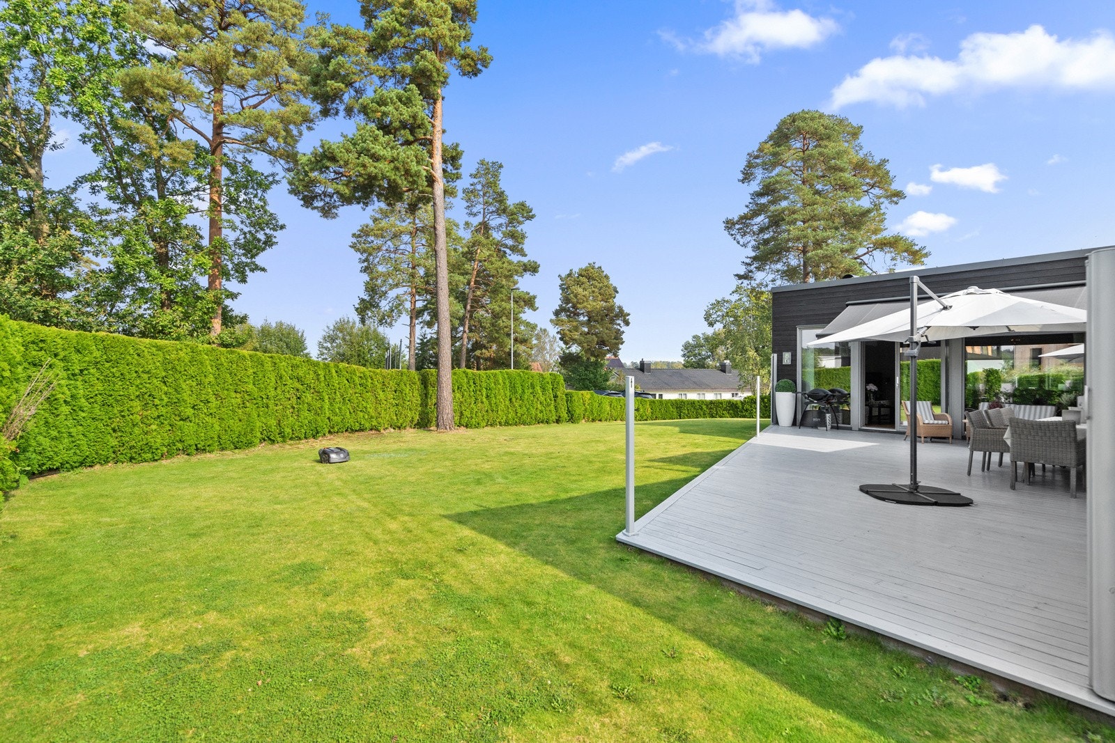 Barnevennlig hagetomt Galleribilde