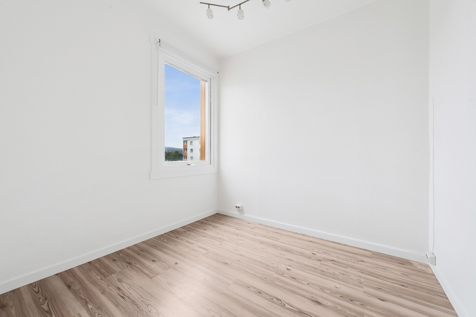 Soverom 3 kan fint være et koselig barnerom, gjesterom eller kontor, alt etter behov. Galleribilde