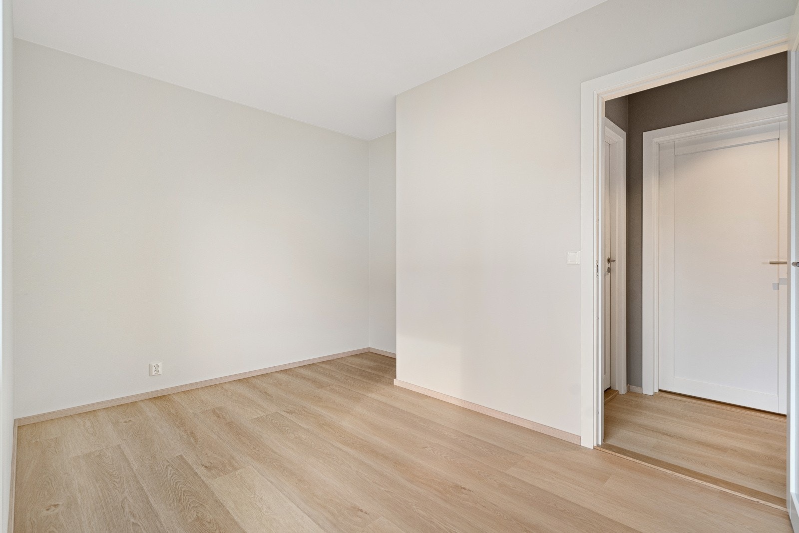 Det er 3 soverom i denne etasjen samt et i 2. etasje Galleribilde