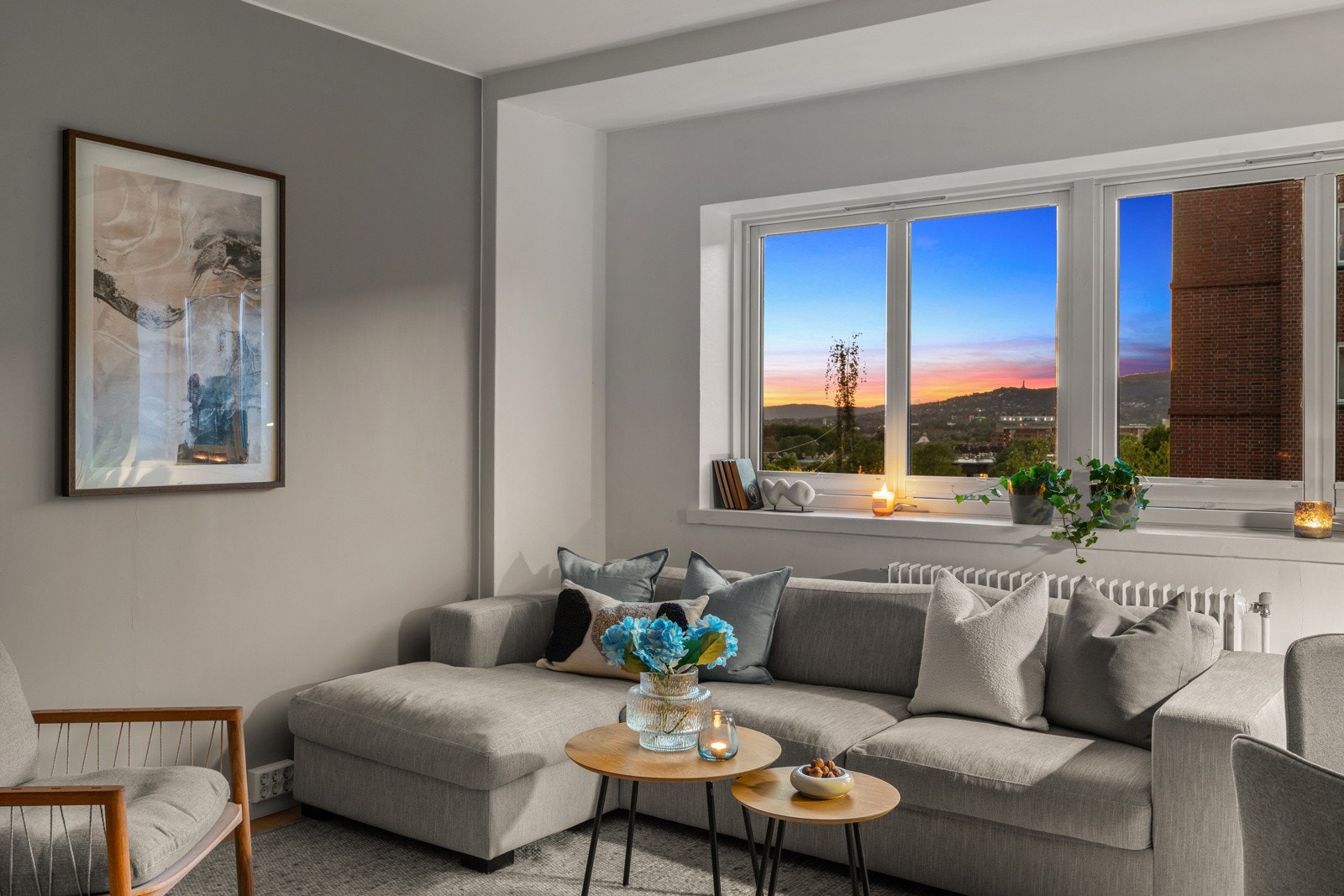 Kveldsstemning i stuen Galleribilde