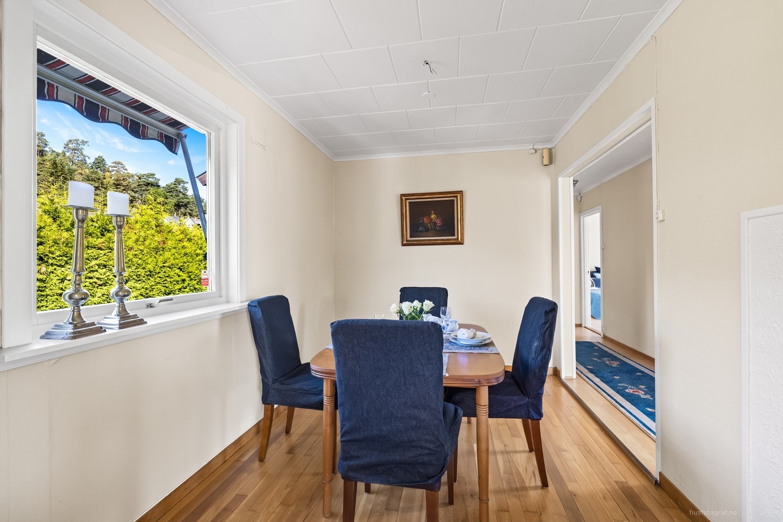 Spisestue hvor hele familien kan samles. Galleribilde