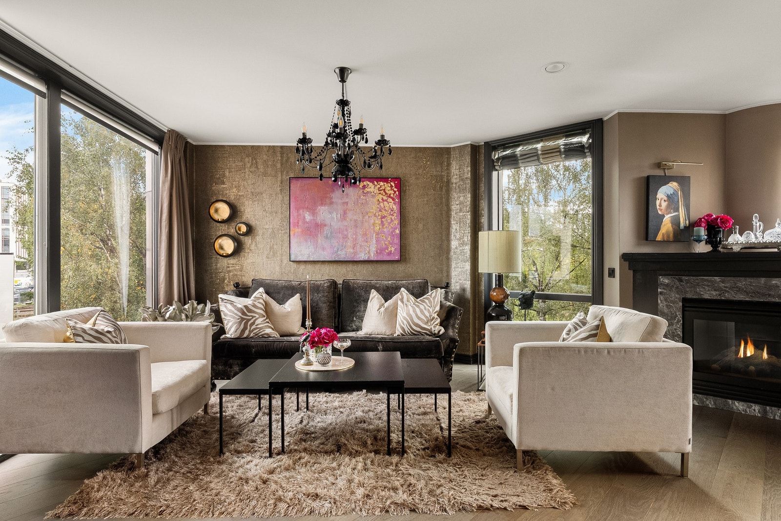 Leiligheten har en gjennomgående planløsning med to stuer - gir fleksibilitet til spisestue eller ekstra oppholdsrom. Galleribilde