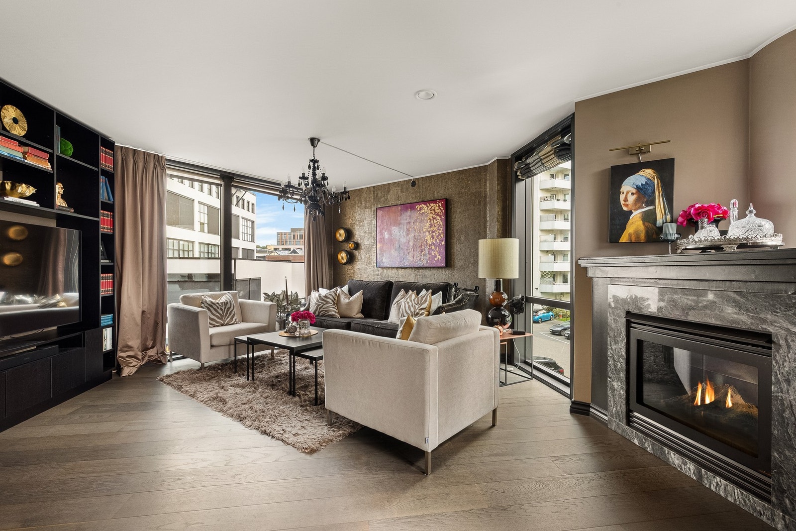 Stue med nydelig gasspeis. Galleribilde