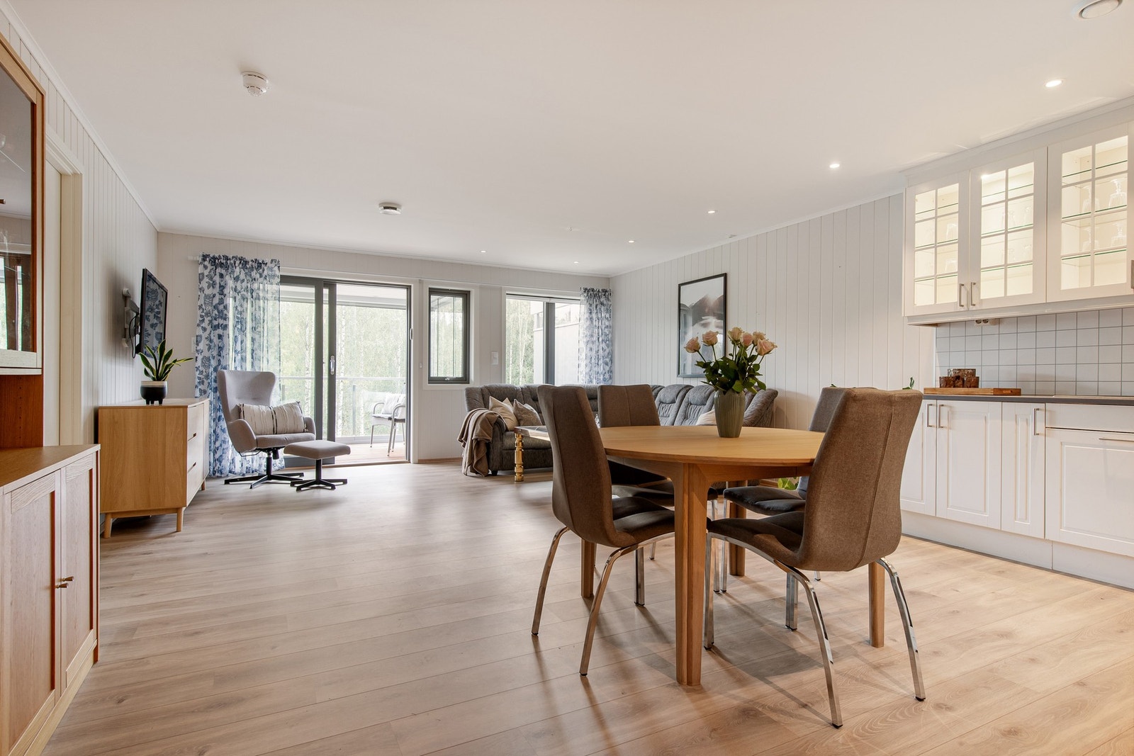 Velkommen til Lupinveien 22! (Foto: Blaatime v/Jeanett Teigen) Galleribilde