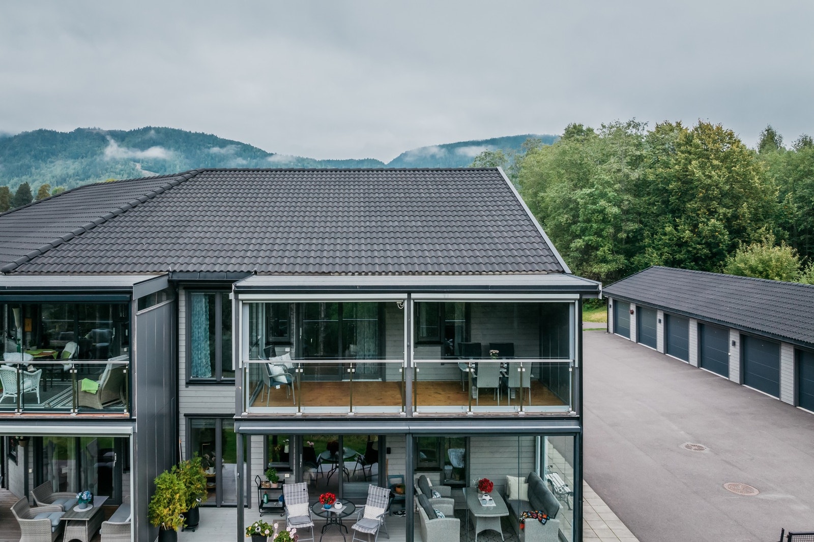 Dette er en herlig 3-roms leilighet med lyse, delikate overflater Galleribilde